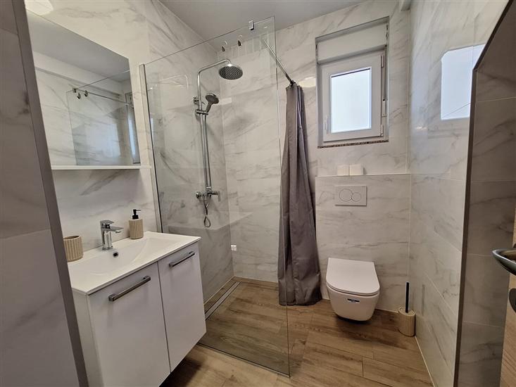 House K1, for 8 persons