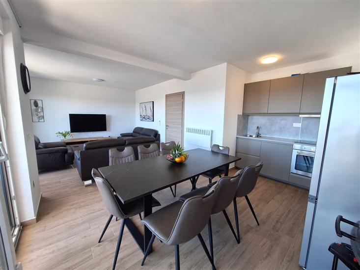 House K1, for 8 persons