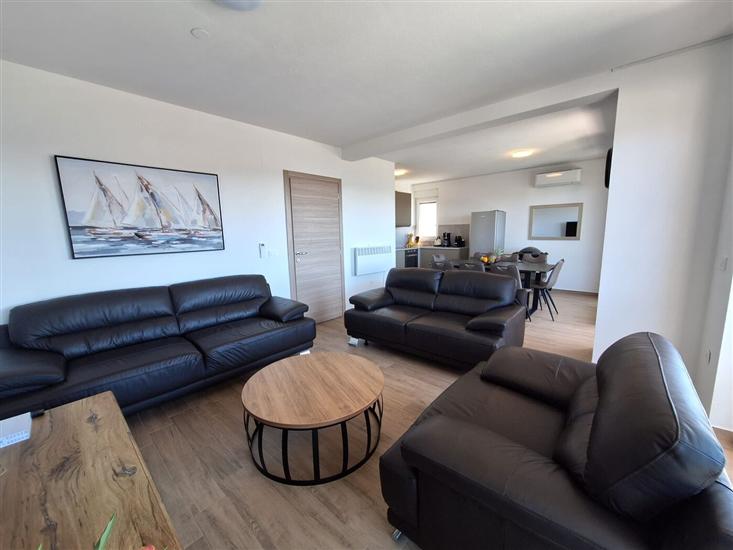 House K1, for 8 persons