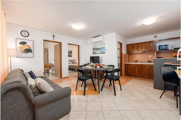 Apartment A1, for 6 persons