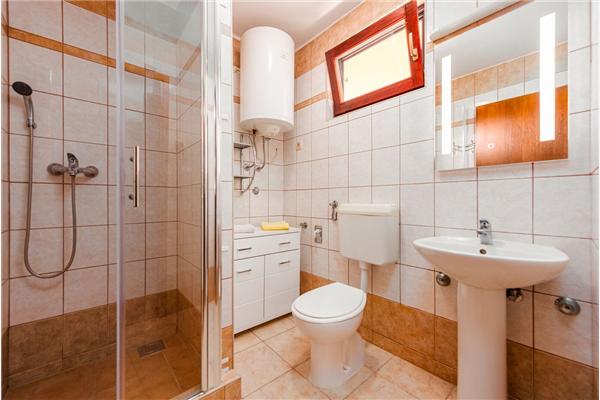 Apartment A1, for 6 persons