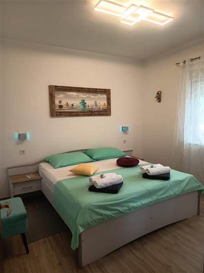 Apartment  Mira i Denis