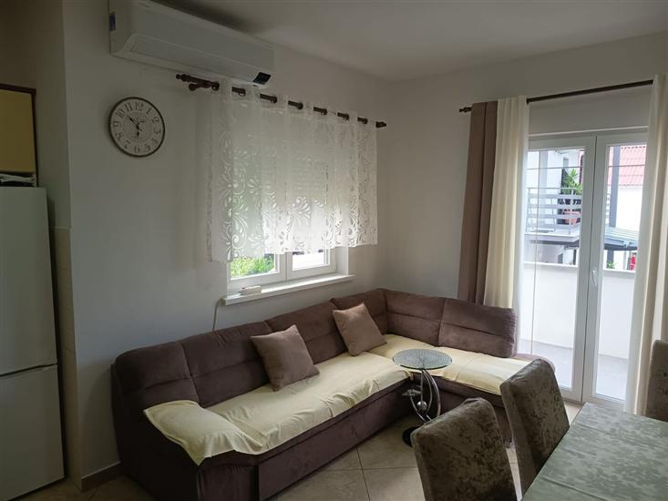 Apartment  Mira i Denis