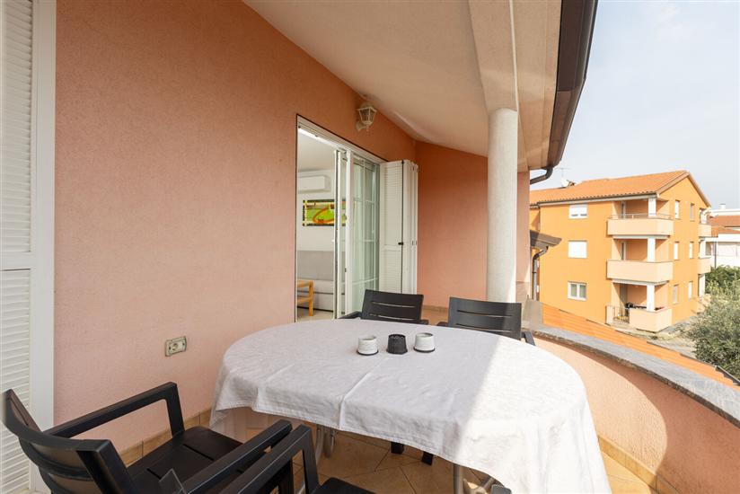 Apartment A1, for 4 persons