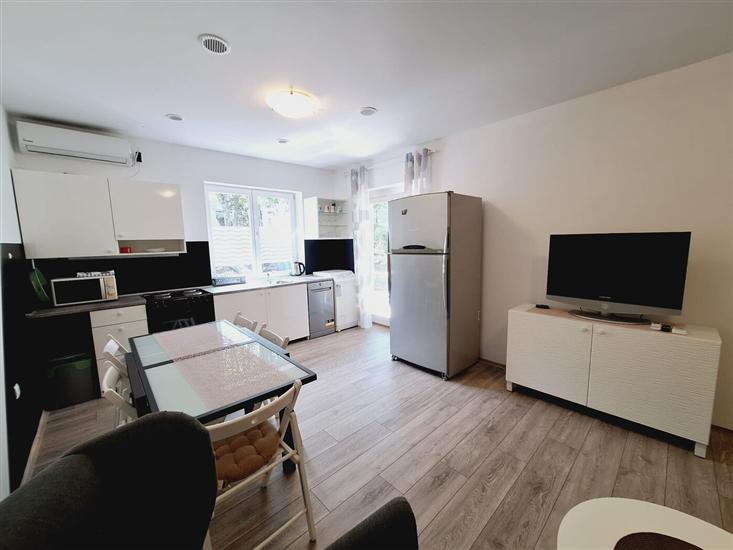 Apartment A1, for 5 persons