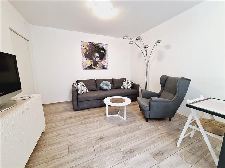 Apartment A1, for 5 persons