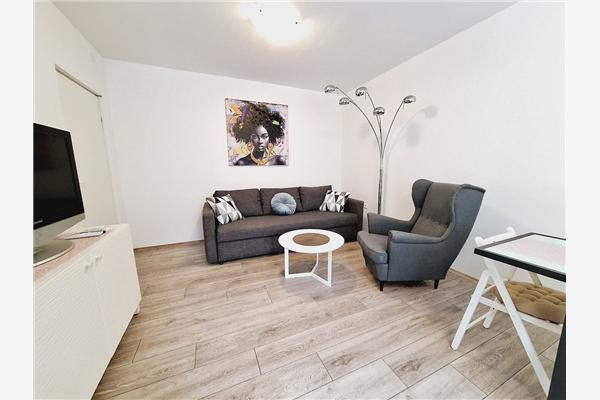 Apartment A1, for 5 persons