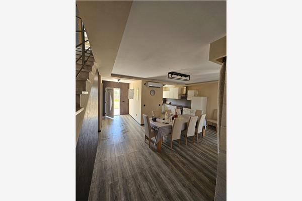 House K1, for 8 persons