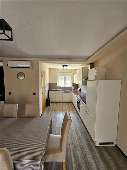 House K1, for 8 persons