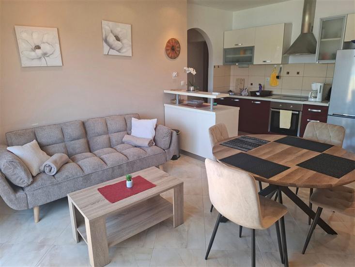 Apartment A4, for 4 persons