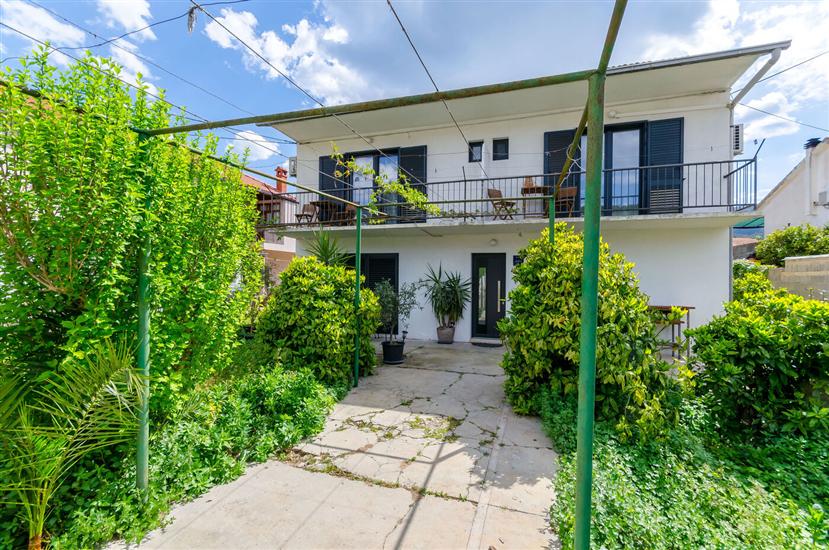 Apartmány In center