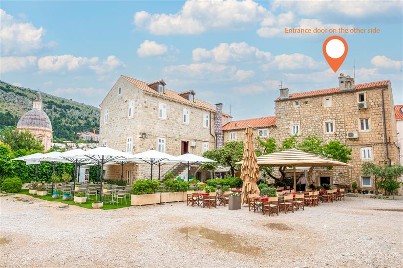 Apartment Historic City Center