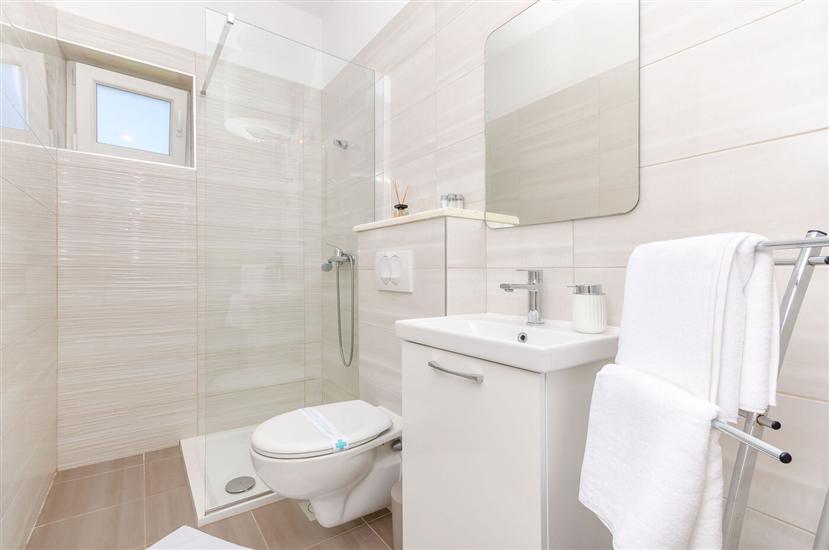 Apartment A2, for 3 persons