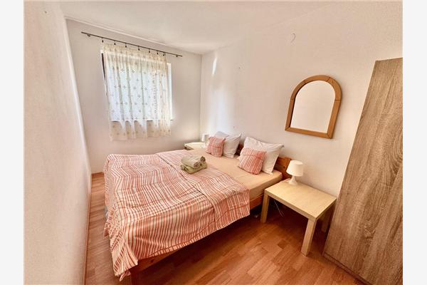 Apartman A1, na 8 osebe