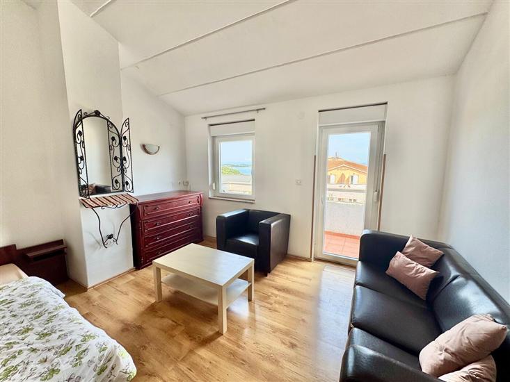 Apartman A1, na 8 osebe