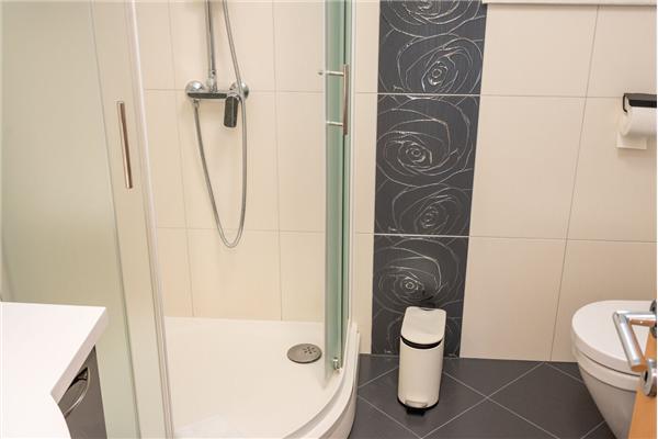 Apartman A2, na 6 osebe