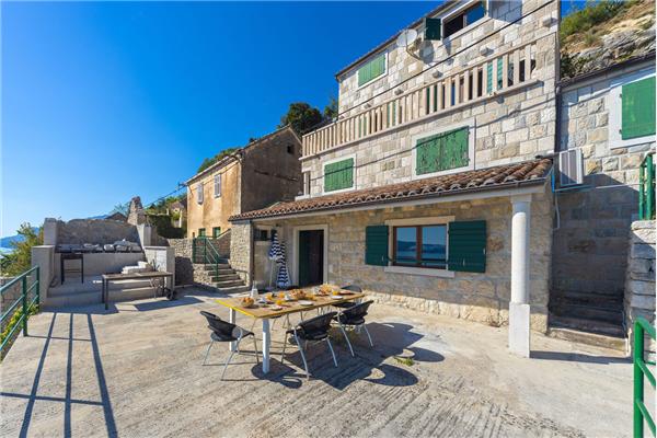 Apartment A2, for 4 persons