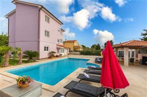 Apartment - Valbandon
