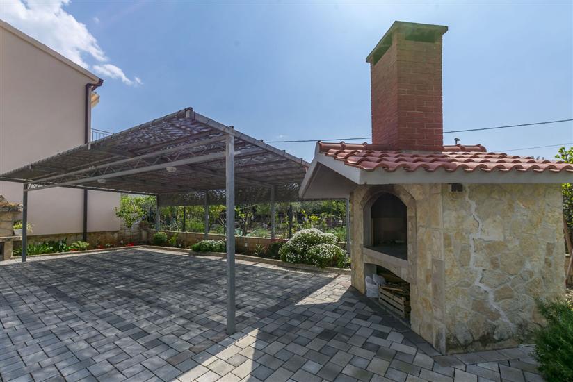 Apartmaji Mir