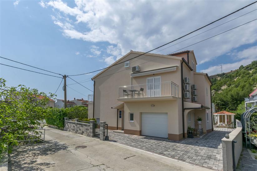 Apartmaji Mir