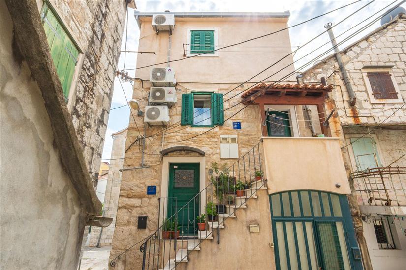 Apartmaji Old Town Retreat
