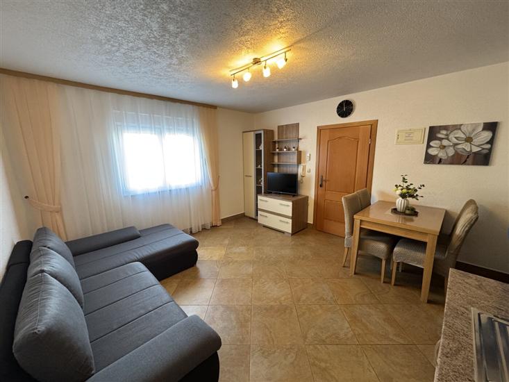 Apartment A1, for 3 persons