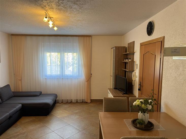 Apartment A1, for 3 persons