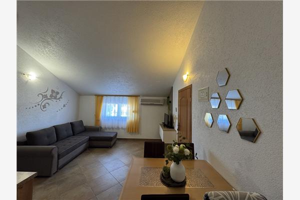 Apartment A5, for 4 persons