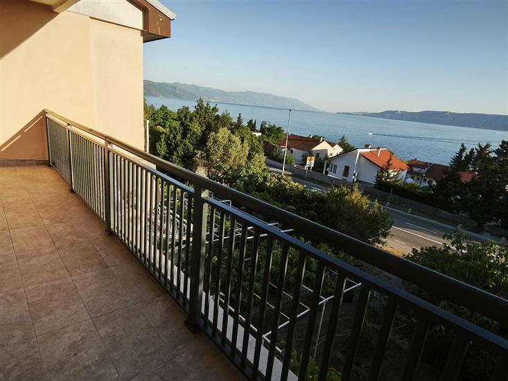 Apartment A1, for 6 persons