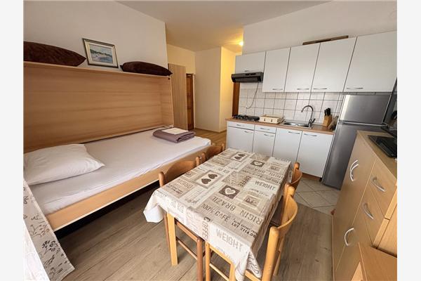 Apartment A4, for 3 persons