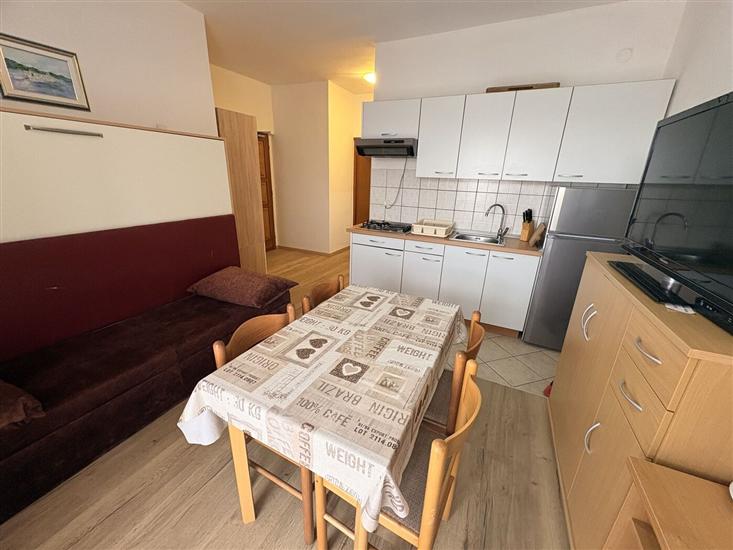 Apartment A4, for 3 persons