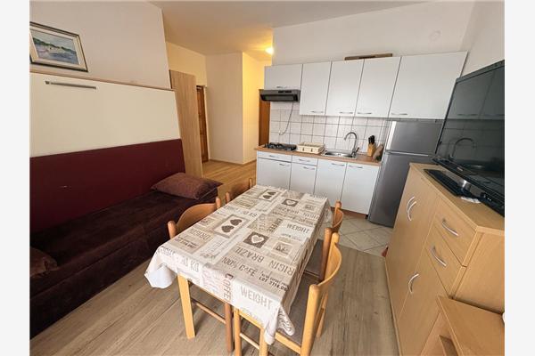 Apartment A4, for 3 persons