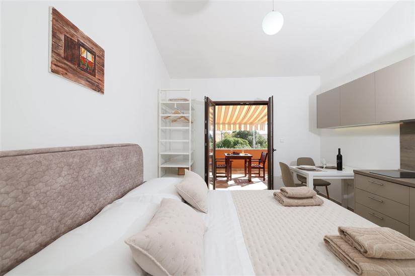 Apartment A1, for 2 persons