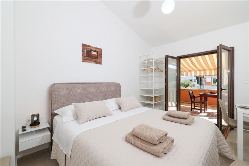 Apartment A1, for 2 persons