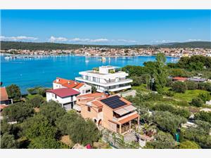 Apartments Andy Sukosan (Zadar), Size 32.00 m2, Airline distance to the sea 50 m