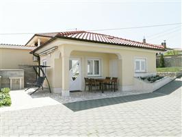 House - Kraljevica