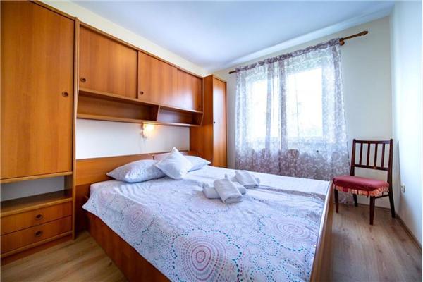 Apartment A2, for 6 persons