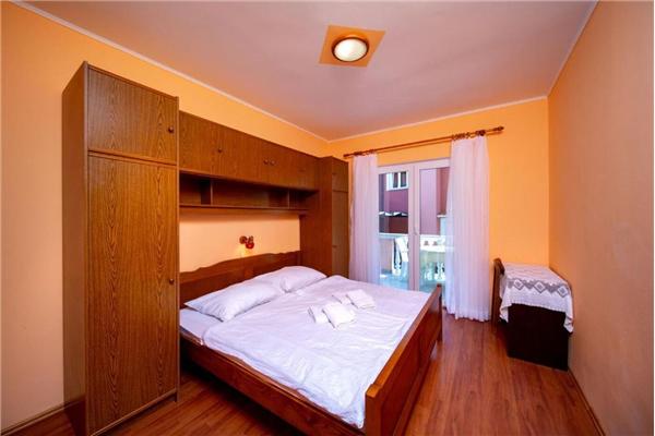 Apartment A3, for 6 persons