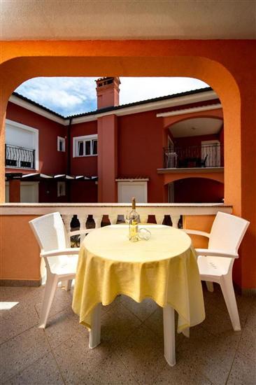 Apartment A3, for 6 persons