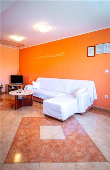 Apartment A4, for 6 persons