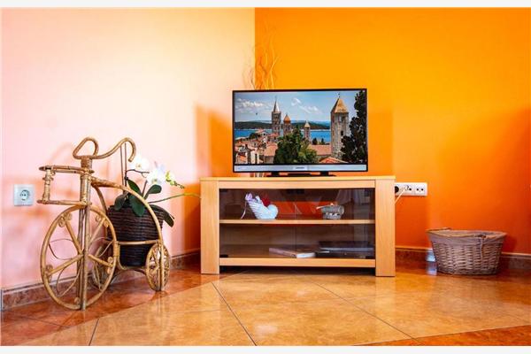 Apartment A4, for 6 persons