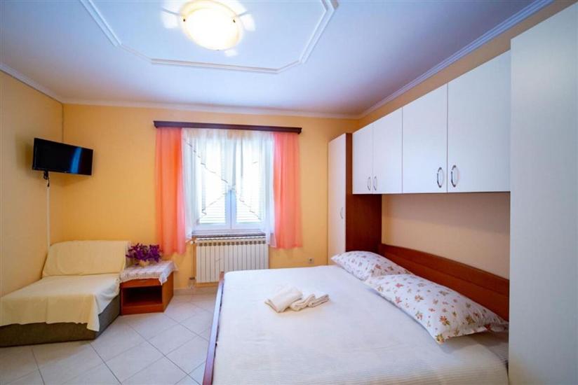 Apartment A5, for 3 persons