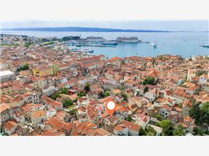 Apartmaji Old Town Retreat Split, Kamniti hiši, Kvadratura 35,00 m2, Oddaljenost od centra 100 m