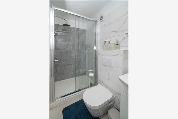 Apartman A4, na 3 osebe
