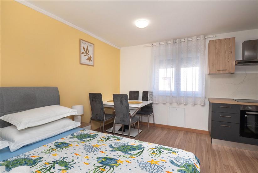 Apartman A4, na 3 osebe