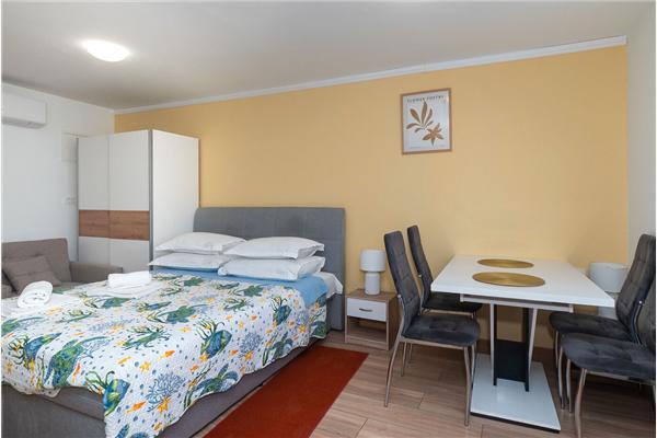 Apartman A4, na 3 osebe