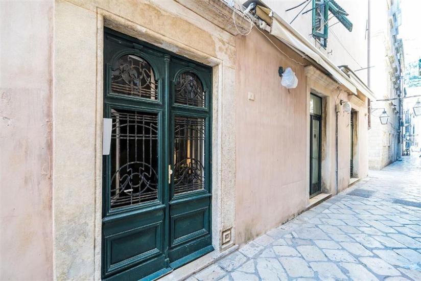 Apartment Old Town Lux