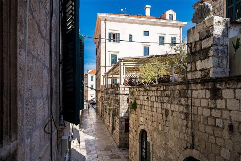 Apartment Old Town Lux