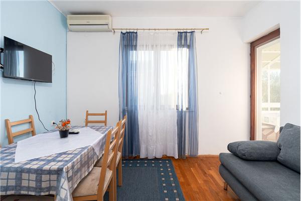 Apartman A4, na 5 osebe