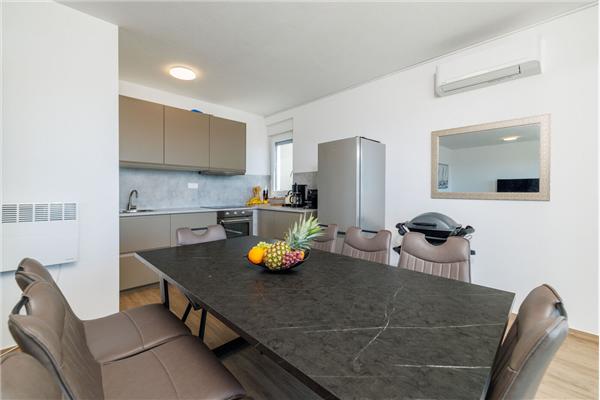 House K1, for 8 persons